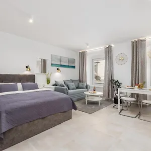 Appartement Srnec - Korzo, Rijeka